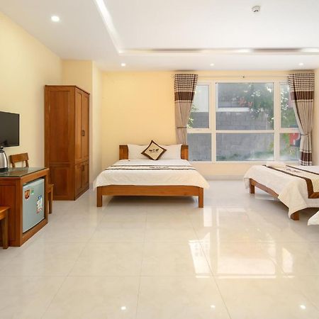 Hotel Khách sạn Đàm Phúc Đà Nẵng Esterno foto