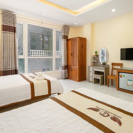 Hotel Khách sạn Đàm Phúc Đà Nẵng Esterno foto